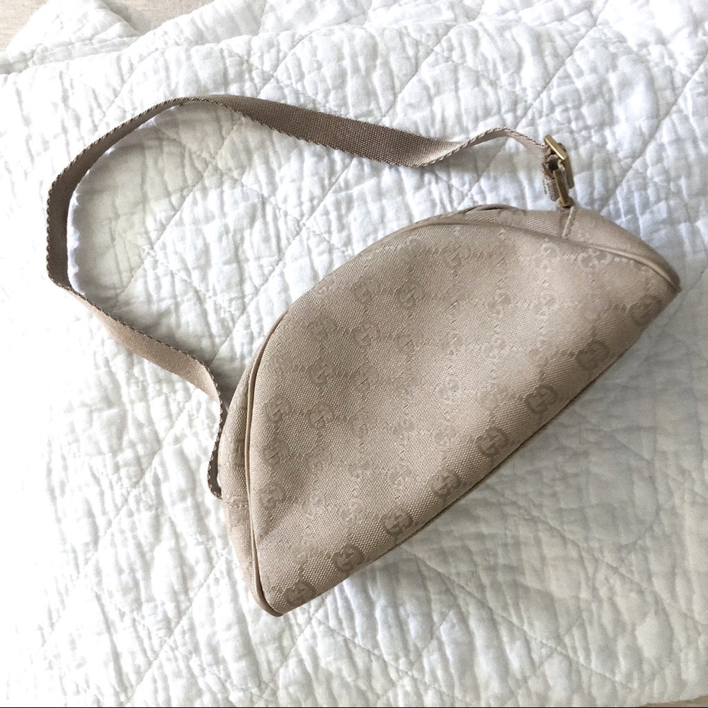 Vintage gucci crescent bag ✨